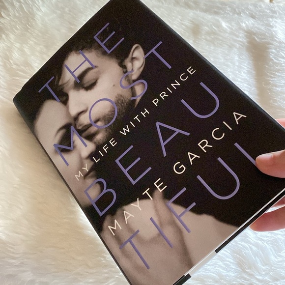 EUC Hardcover book "The Most Beautiful - My Life with Prince” by Mayte García - Picture 7 of 11